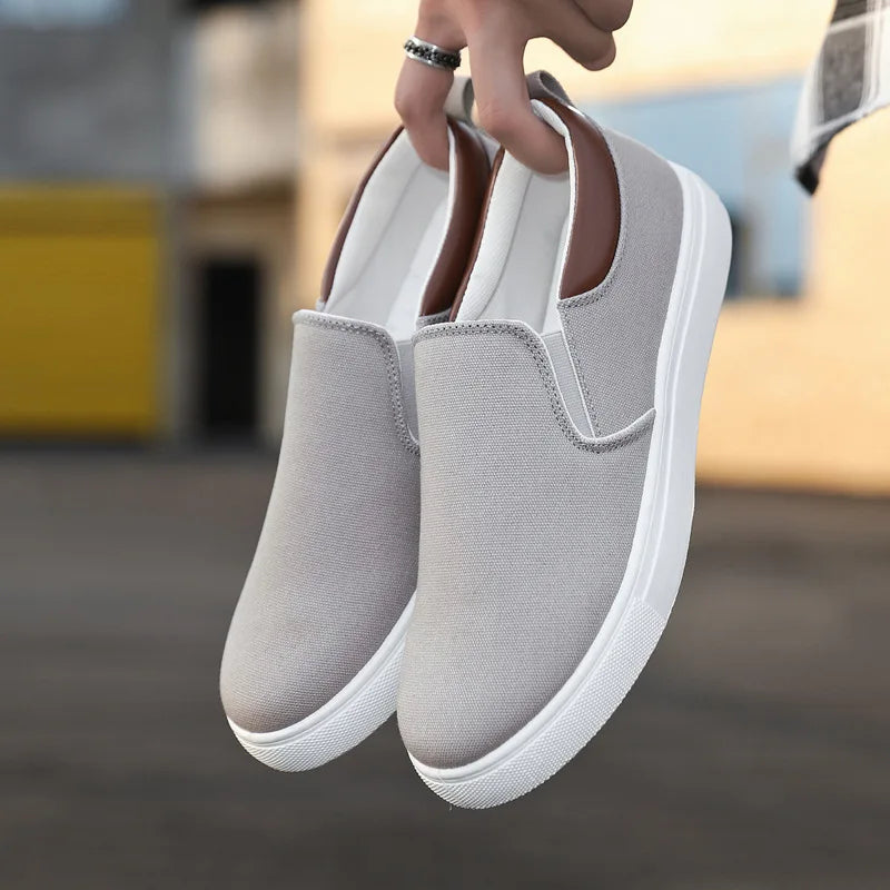 Daniel™ I Spring Canvas Walkers